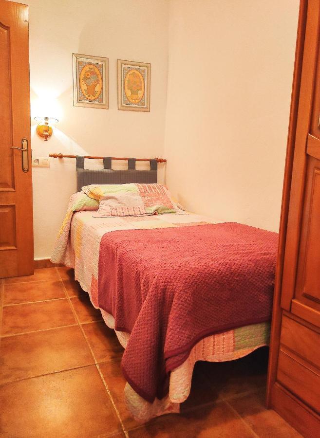 Apartamentos Maria Cómpeta Екстериор снимка