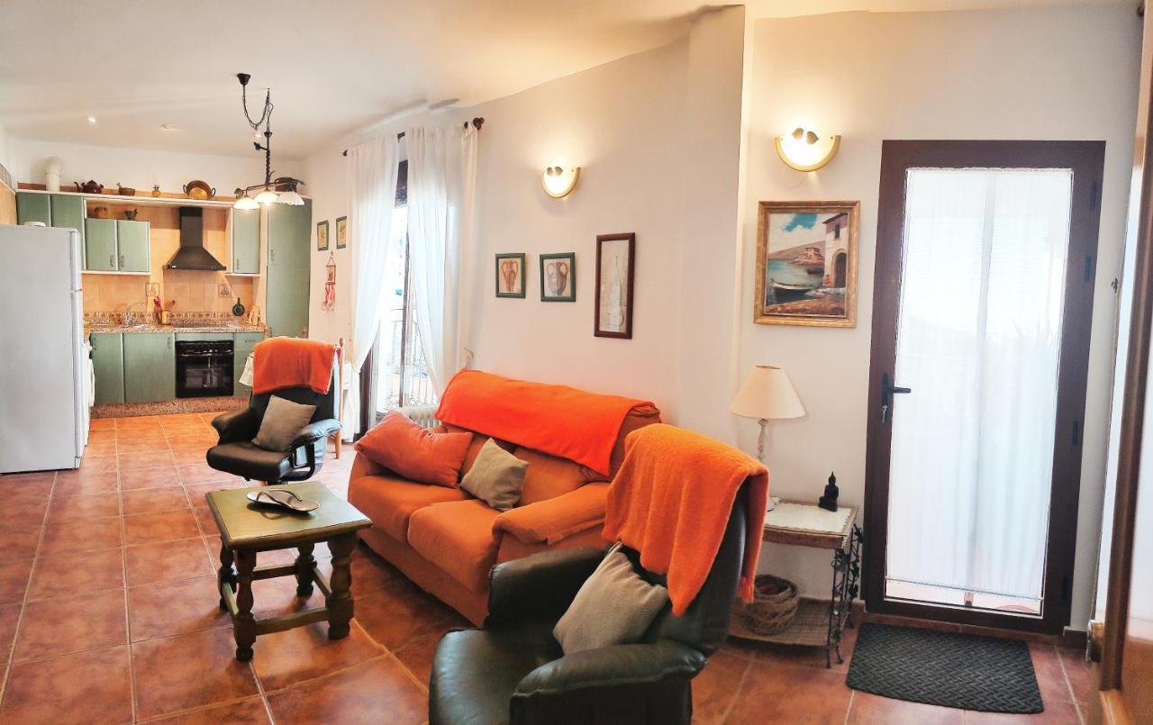 Apartamentos Maria Cómpeta Екстериор снимка