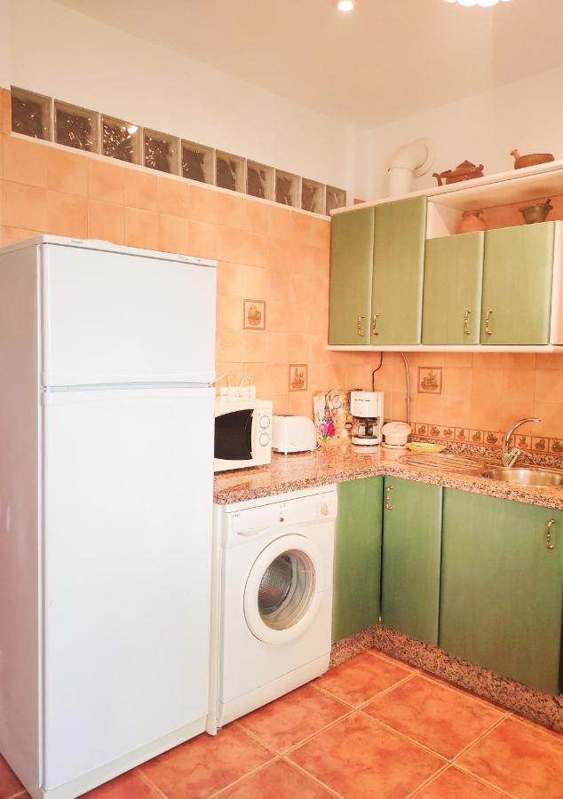 Apartamentos Maria Cómpeta Екстериор снимка