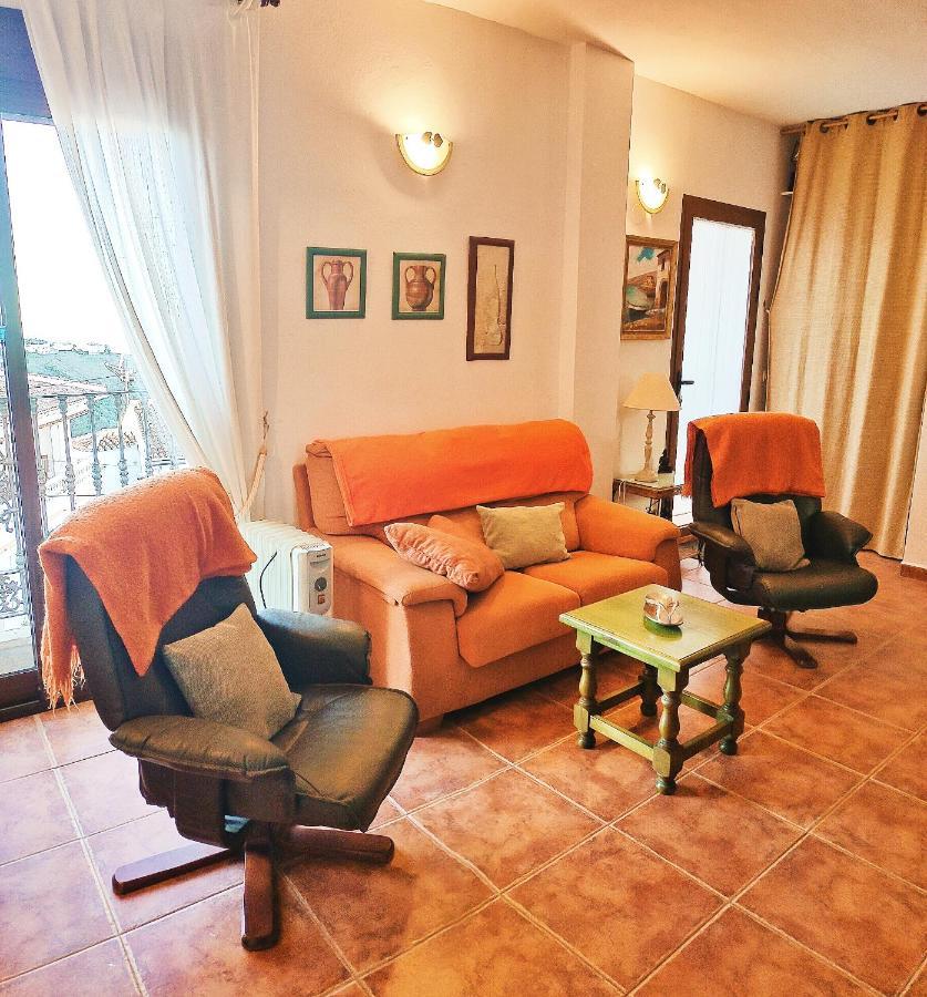 Apartamentos Maria Cómpeta Екстериор снимка