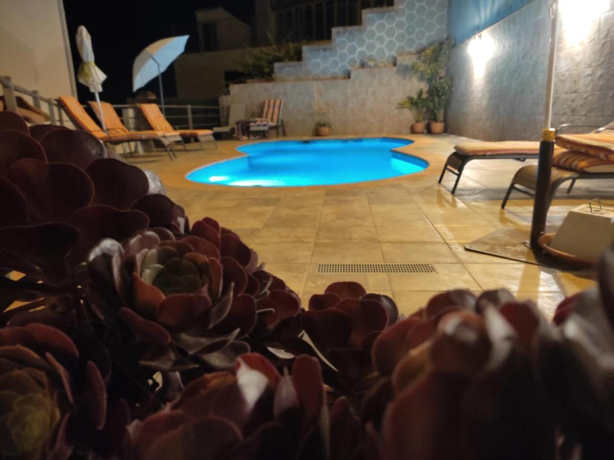 Apartamentos Maria Cómpeta Екстериор снимка